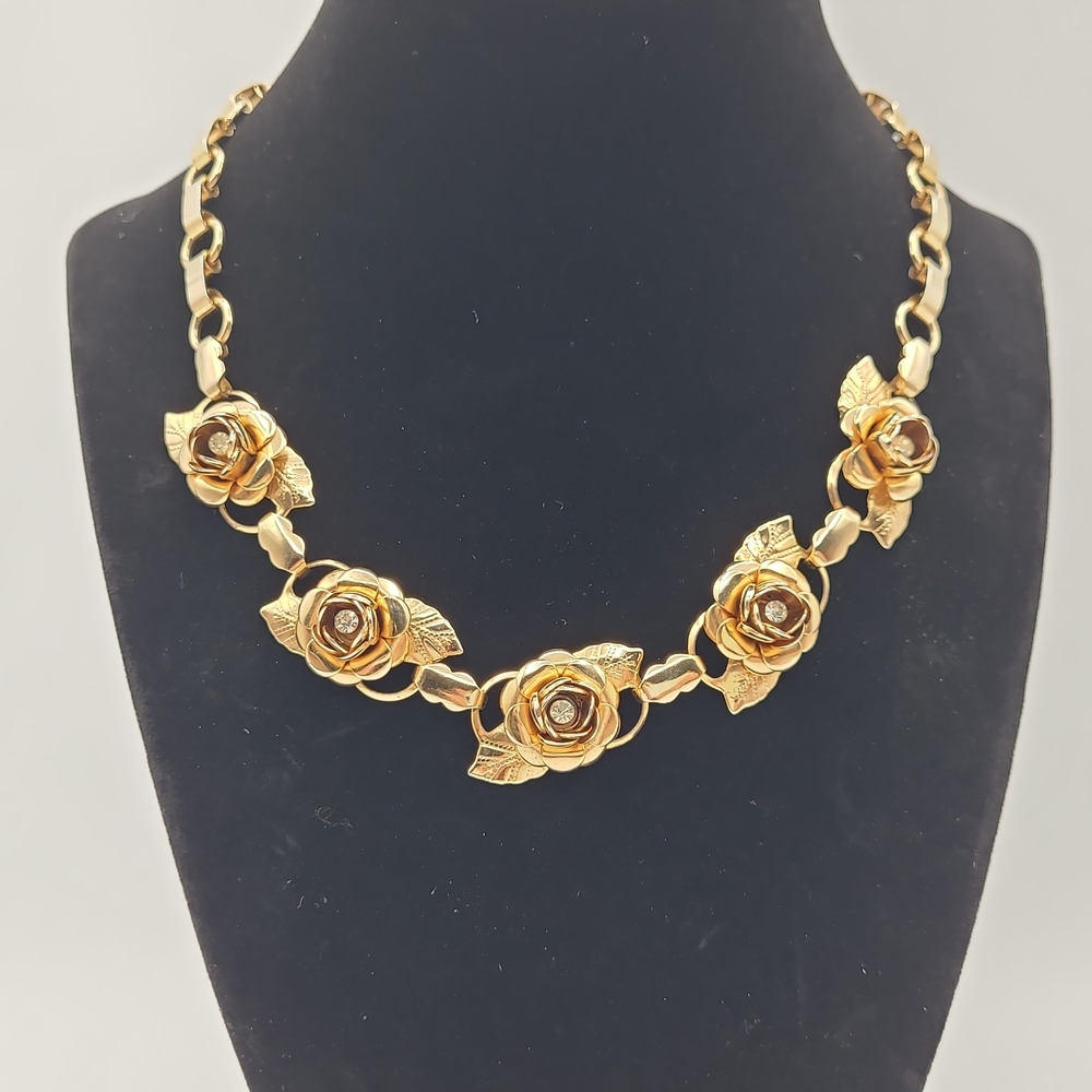 Vintage Gold Tone Rose Necklace Rhinestone Floral Statement Romantic